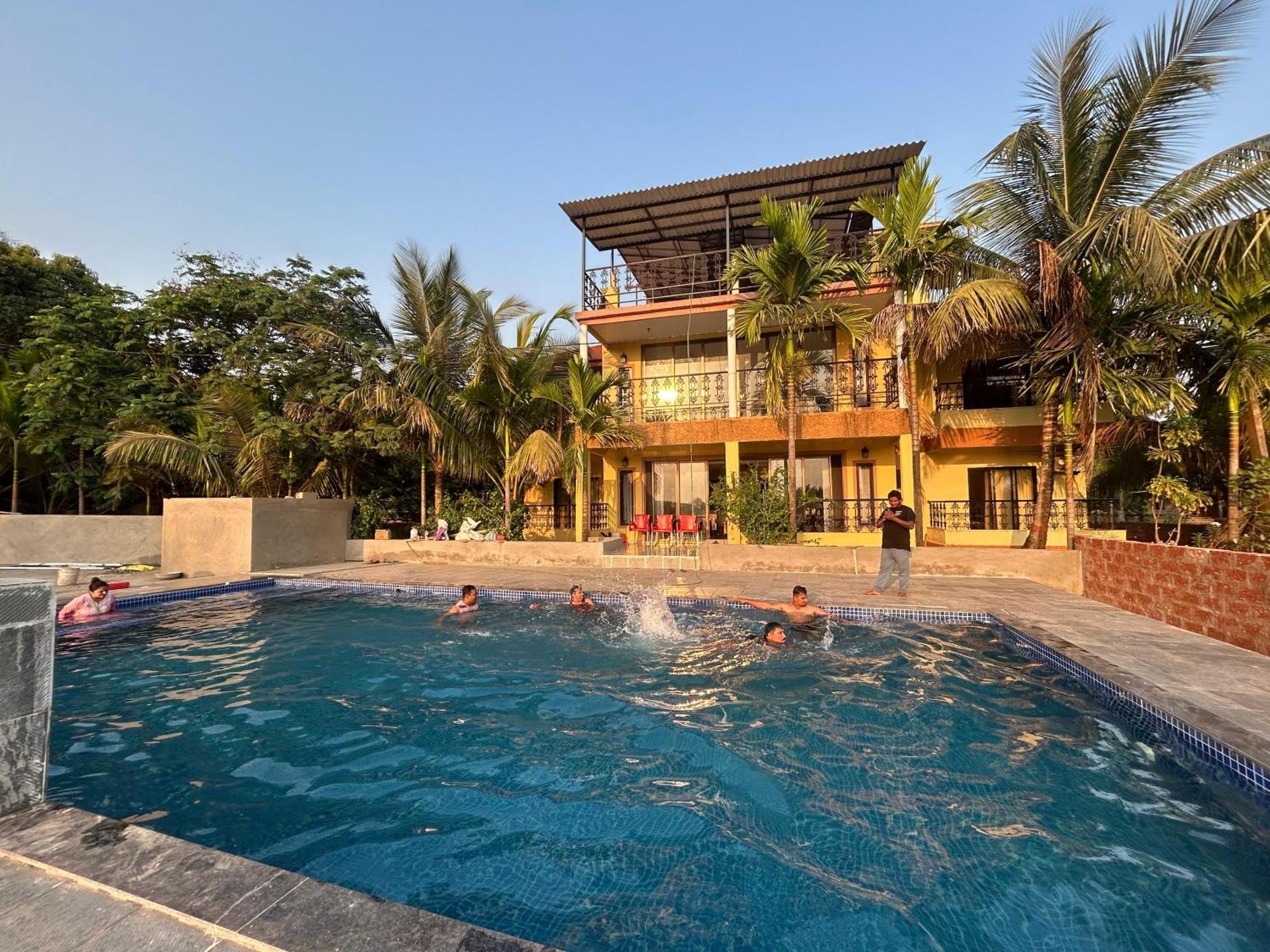Saffronstays Ocean Breeze, Guhagar Luaran gambar
